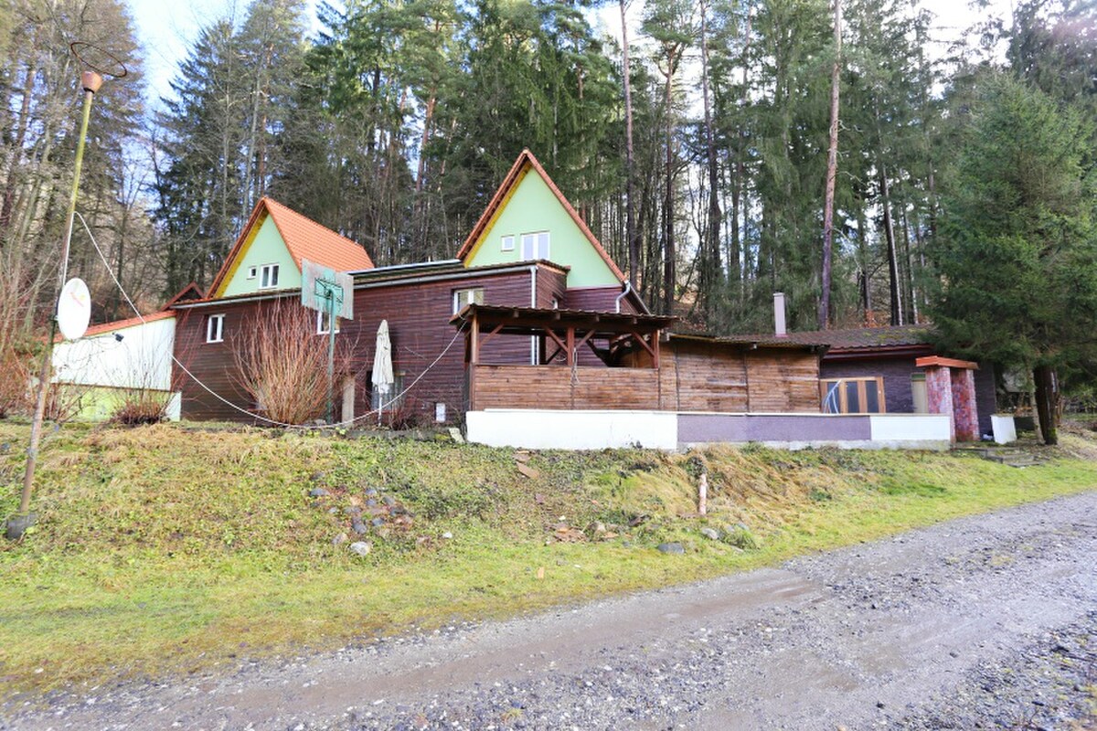 TRVALE OBÝVATEĽNÁ VEĽKÁ CHATA, BÝVAJ A PODNIKAJ V PRÍRODE — foto 16