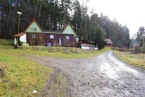 TRVALE OBÝVATEĽNÁ VEĽKÁ CHATA, BÝVAJ A PODNIKAJ V PRÍRODE — foto 1