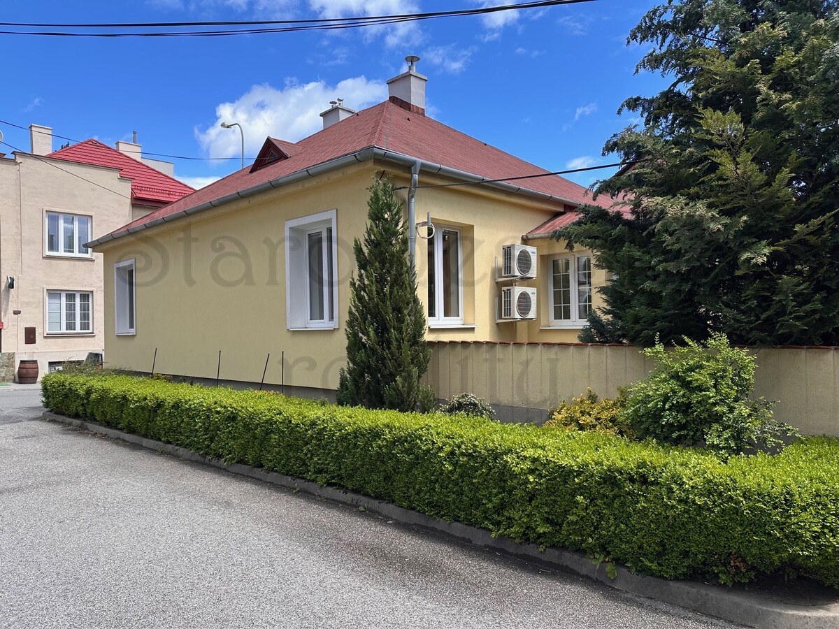 Rodinný dom Nerudova s krásnou záhradkou — foto 4