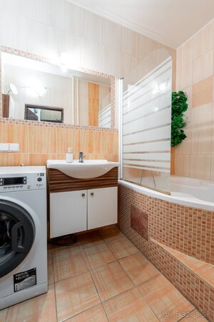 2-izb., 55m2, 1/4, úplna, Gerlachovská, Sever — foto 9