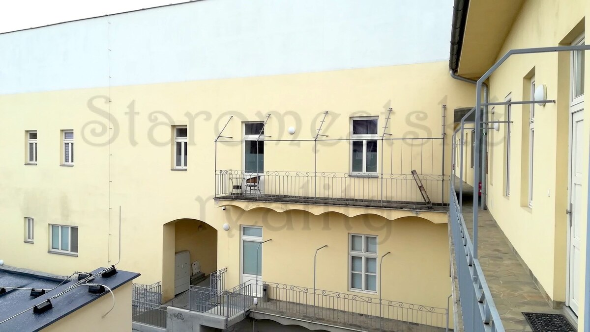 2-izb,55m2  Poštová 14 kompletná 2/2 St.mesto — foto 12