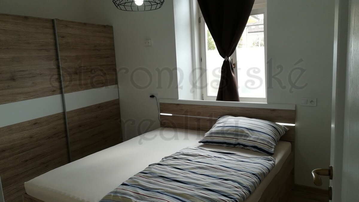 2-izb,55m2  Poštová 14 kompletná 2/2 St.mesto — foto 4