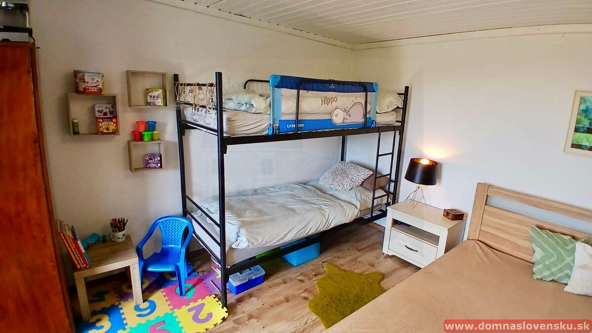 1128 Dvojpodlažná murovaná chata s upravenou záhradou Košice — foto 4