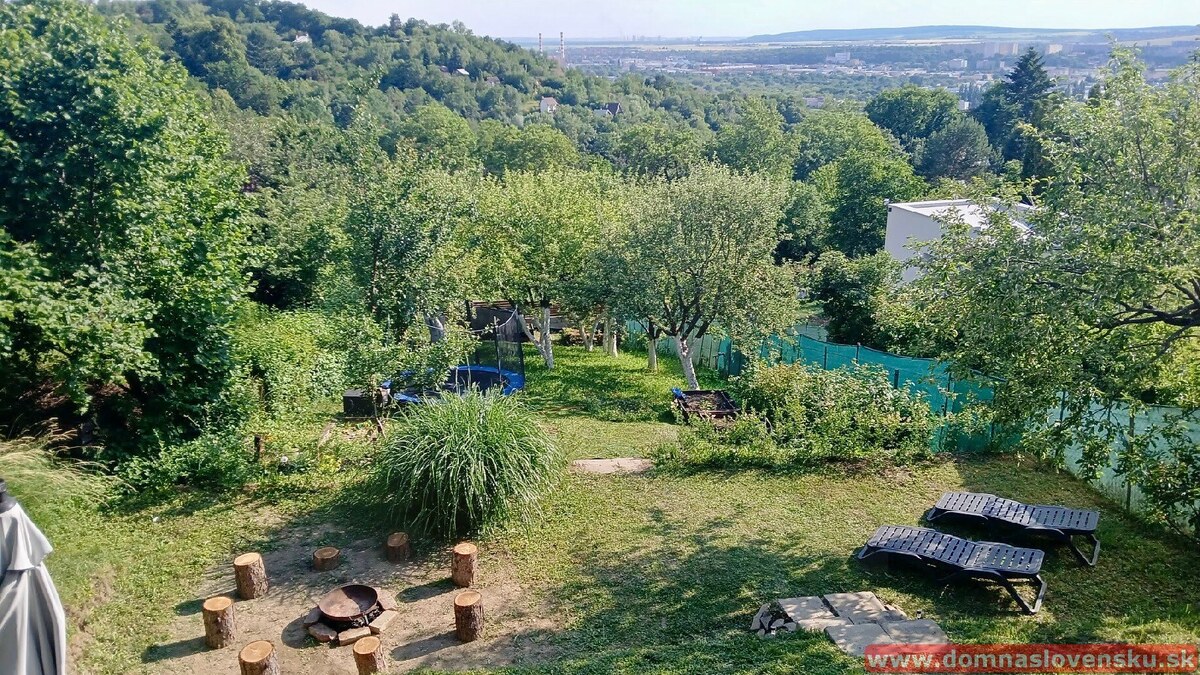 1128 Dvojpodlažná murovaná chata s upravenou záhradou Košice — foto 13