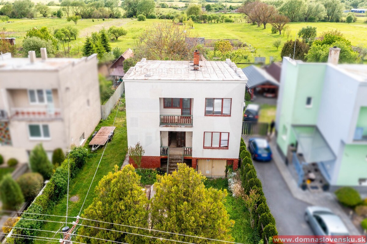 1124 Dom s veľkou záhradou Michaľany — foto 2