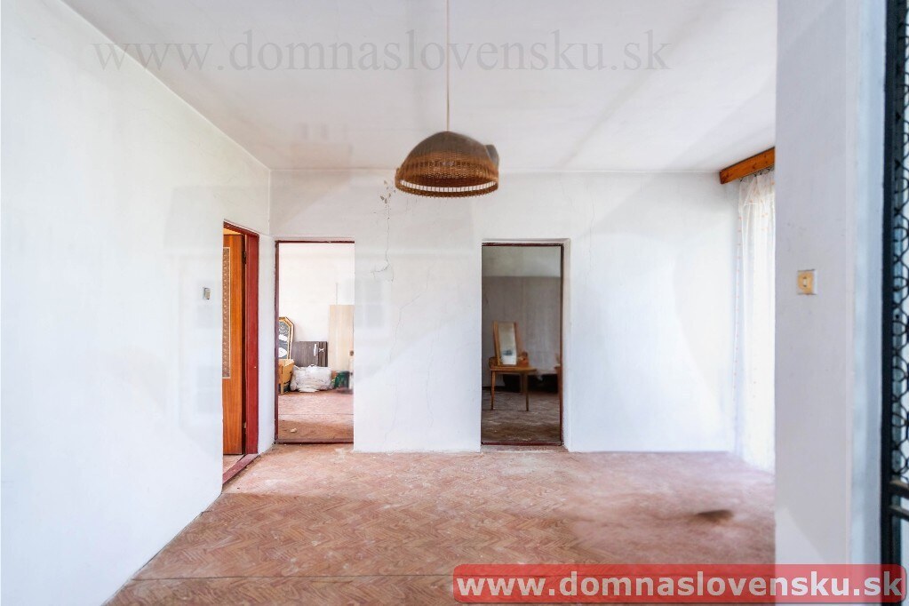 1124 Dom s veľkou záhradou Michaľany — foto 10