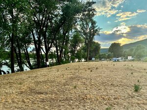 POZEMOK V BEZPROSTREDNEJ BLÍZKOSTI DUNAJA | CHĽABA | 649 m² | VÝNIMOČNÁ REKREAČNÁ LOKALITA — foto 3