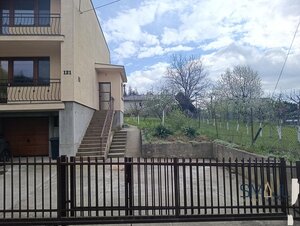 Dvojgeneračný rodinný dom na predaj – Sverepec, okres Považská Bystrica  (819 m²) — foto 3