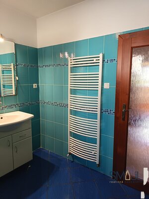 Dvojgeneračný rodinný dom na predaj – Sverepec, okres Považská Bystrica  (819 m²) — foto 25