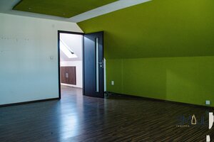 Rodinný dom s podnikateľským priestorom a garážou v atraktívnej lokalite Levíc — foto 12