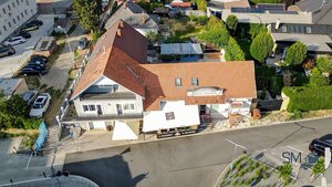 Rodinný dom s podnikateľským priestorom a garážou v atraktívnej lokalite Levíc — foto 32