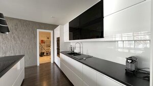 PREDAJ – výnimočný a priestranný 2 izbový byt priamo v centre Trnavy — foto 5