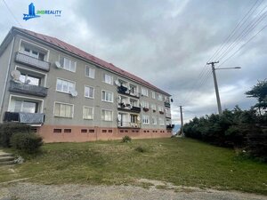 Super 2i byt s balkónom a zariadením v Závadke nad Hronom — foto 18