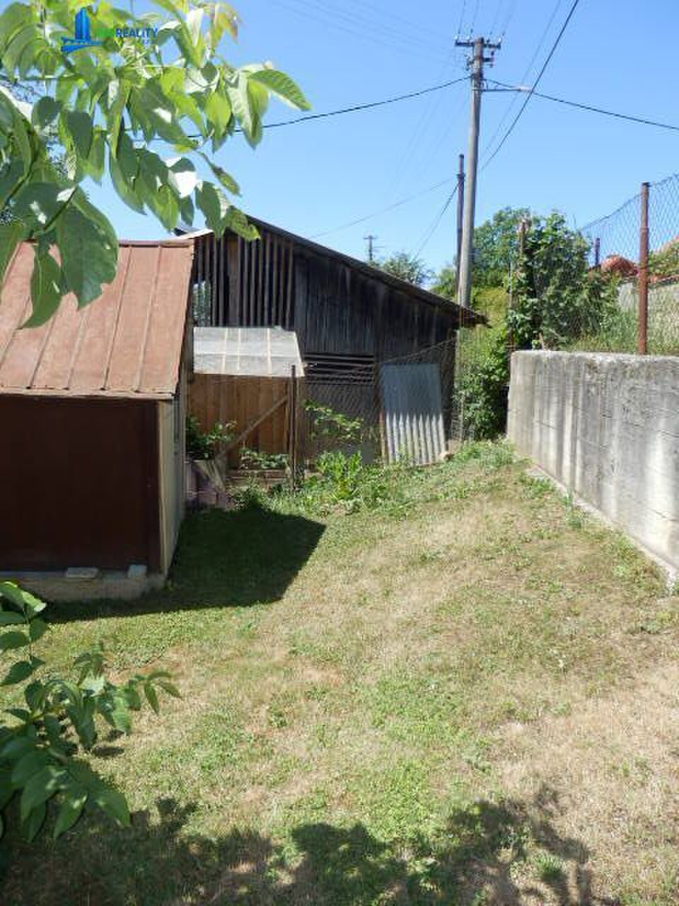Rodinný dom v obci Poniky na rovinatom pozemku 705 m² — foto 6