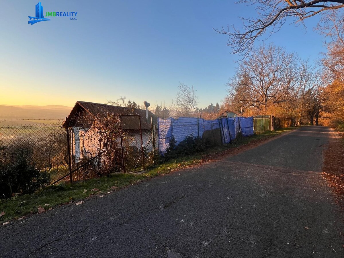  NA PREDAJ: DVE ZÁHRADKY V KRÁSNEJ LOKALITE PRI ARBORÉTE BOROVÁ HORA – ZVOLEN — foto 2