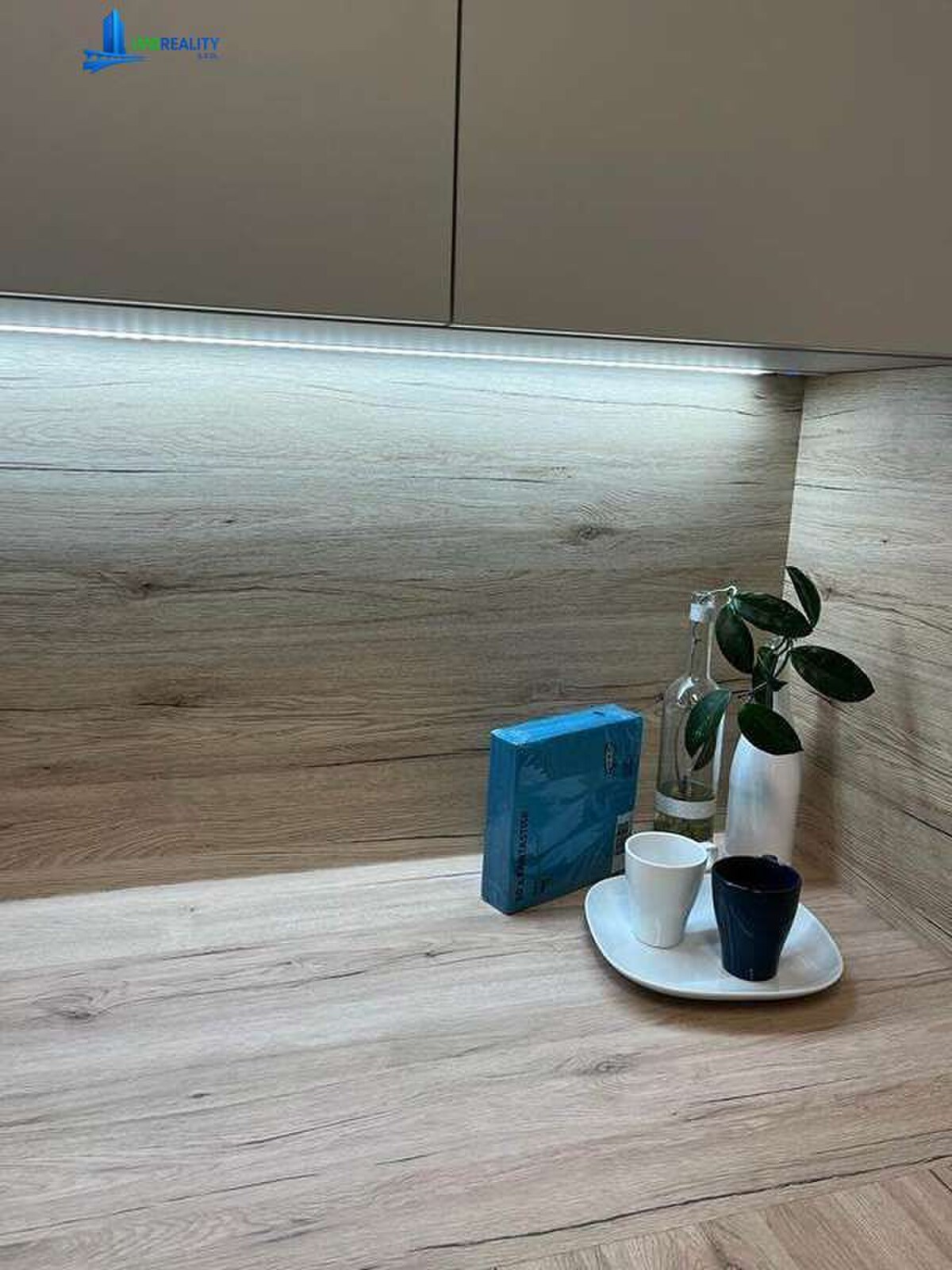2i zariadený byt s garážovým státím v BB, Petelenova ulica — foto 8