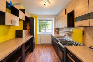 2-izbový  priestranný byt v tehlovej bytovke na Fončorde Jilemnického ul.  — foto 2