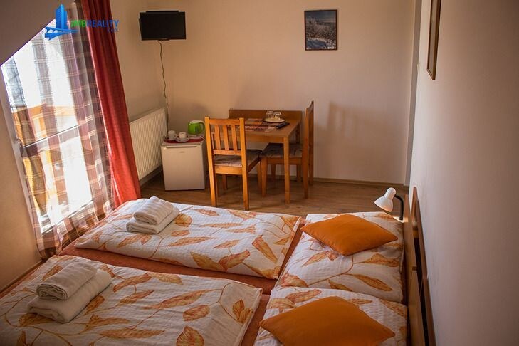 Penzión s celoročnou prevádzkou v srdci kúpeľného mestečka Kováčová — foto 12