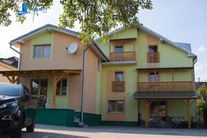 Penzión s celoročnou prevádzkou v srdci kúpeľného mestečka Kováčová — foto 1