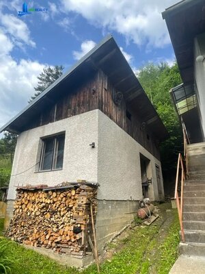 RD blízko centra Brezna - ideálny na chalupu - pozemok 3142 m2 — foto 3