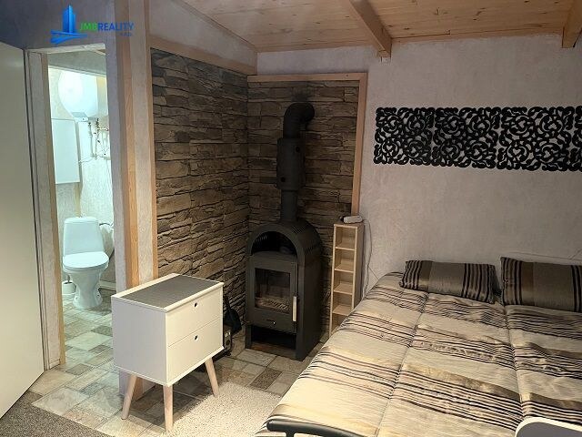 LUXUSNÝ 3-apartmánový dom+garáž+chatka+vináreň v Brezne (novostavby) — foto 47