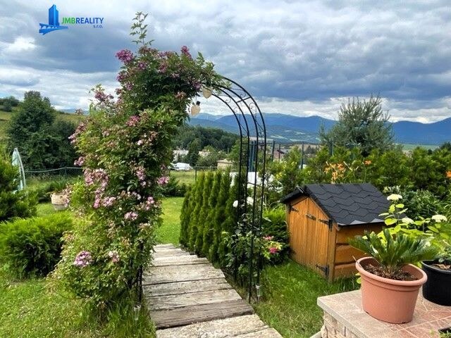 LUXUSNÝ 3-apartmánový dom+garáž+chatka+vináreň v Brezne (novostavby) — foto 7