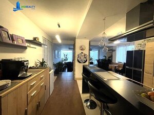 LUXUSNÝ 3-apartmánový dom+garáž+chatka+vináreň v Brezne (novostavby) — foto 14