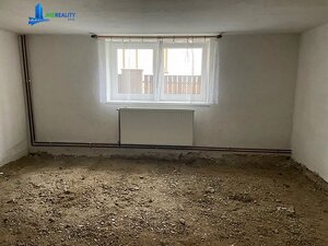 Úžasný RD v Závadke nad Hronom - super rekonštrukcia — foto 21