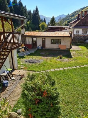 Zaujímavá väčšia nehnuteľnosť na bývanie, podnikanie, prípadne rekreáciu — foto 13