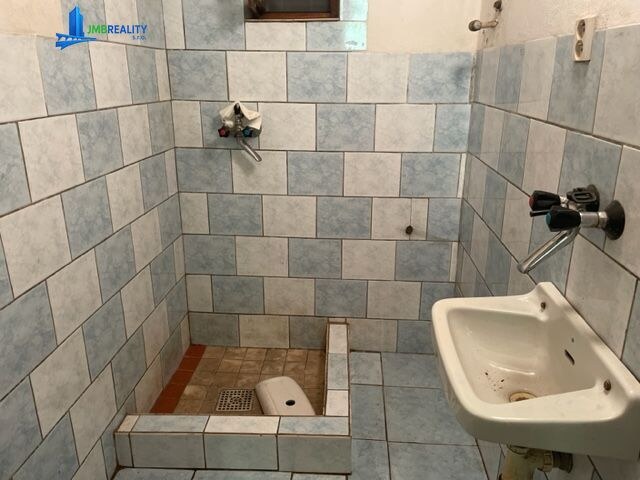 RD blízko centra Brezna - ideálny na chalupu - pozemok 3142 m2 — foto 17