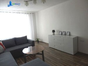 Hľadáte priestranné bývanie s parkovaním v Banskej Bystrici? — foto 5