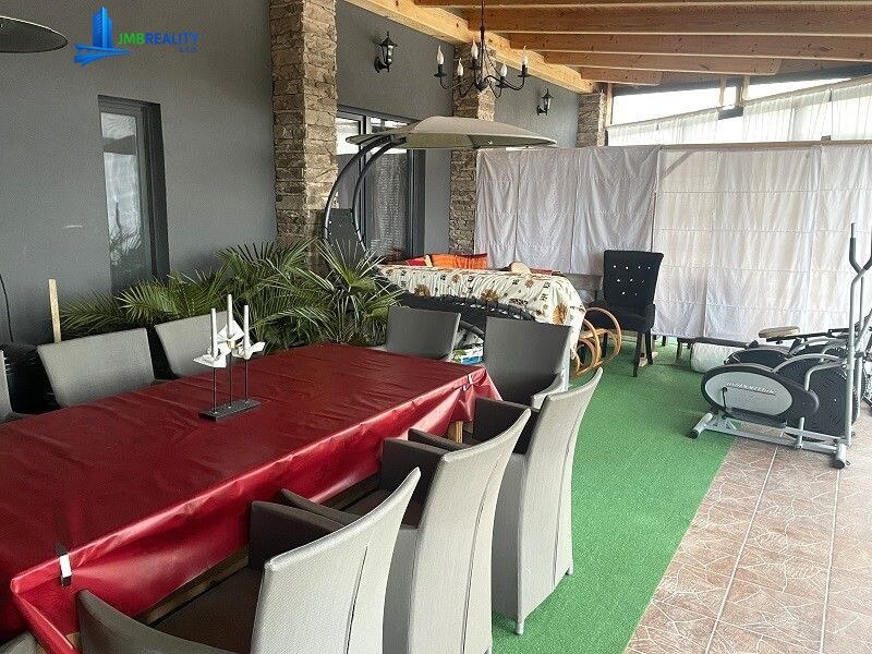 LUXUSNÝ 3-apartmánový dom+garáž+chatka+vináreň v Brezne (novostavby) — foto 22