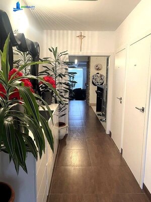 LUXUSNÝ 3-apartmánový dom+garáž+chatka+vináreň v Brezne (novostavby) — foto 20