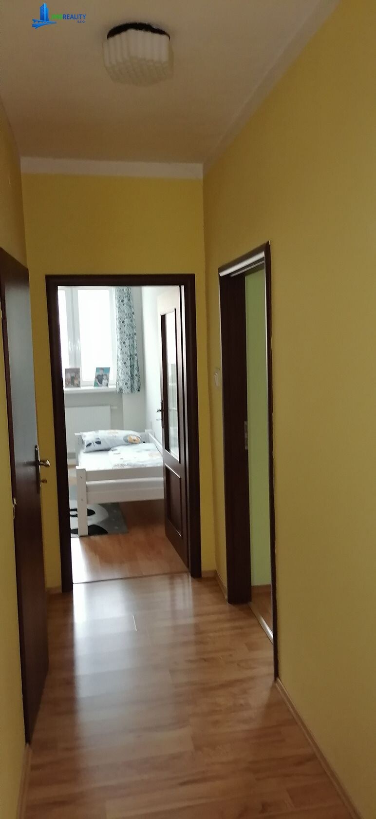 Zrekonštruovaný 3-izbový byt s lodžiou v Brusne — foto 19
