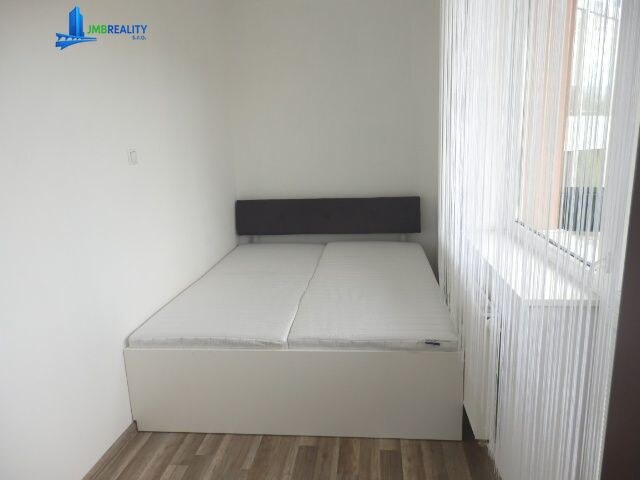 Hľadáte priestranné bývanie s parkovaním v Banskej Bystrici? — foto 5