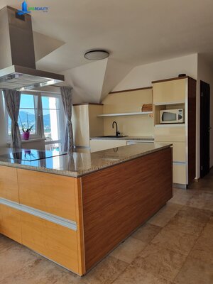 Slnečný 3-izbový byt s panoramatickým výhľadom — foto 1