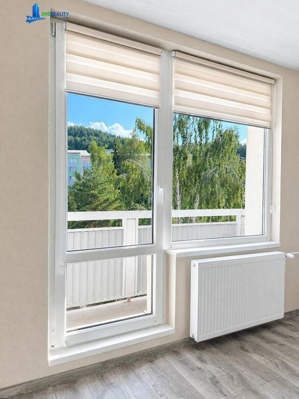 Nádherný, kompletne novozrekonštruovaný 2-izbový byt s balkónom – Zvolen — foto 8