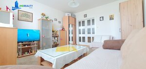 Na predaj priestranný 1-izbový byt po kompletnej rekonštrukcii s loggiou – Banská Bystrica, Sásová — foto 2