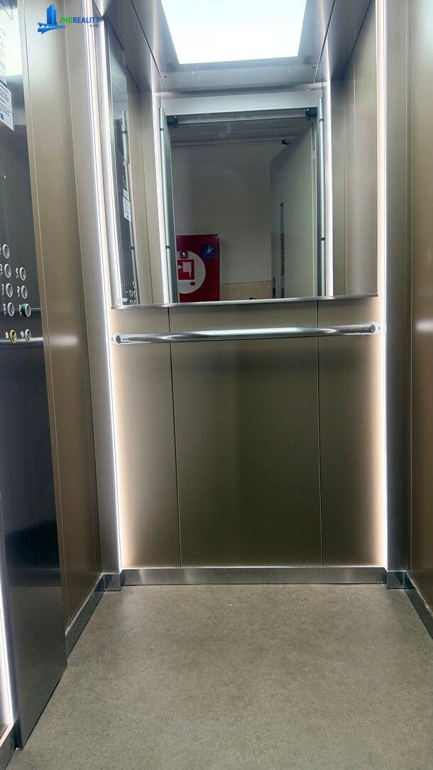 Nádherný, kompletne novozrekonštruovaný 2-izbový byt s balkónom – Zvolen — foto 13
