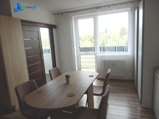 Hľadáte priestranné bývanie s parkovaním v Banskej Bystrici? — foto 2