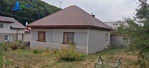 Rodinný dom v obci Poniky na rovinatom pozemku 705 m² — foto 1