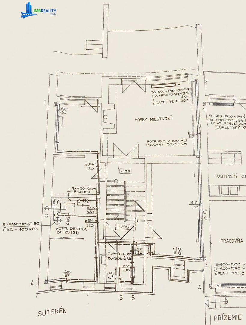 Priestranný 5-izbový radový rodinný dom s garážou a 3 lodžiami – Astrova ulica, Banská Bystrica — foto 22