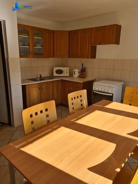 Zaujímavá väčšia nehnuteľnosť na bývanie, podnikanie, prípadne rekreáciu — foto 33