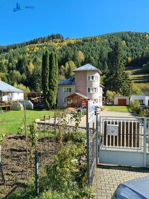 Zaujímavá väčšia nehnuteľnosť na bývanie, podnikanie, prípadne rekreáciu — foto 2