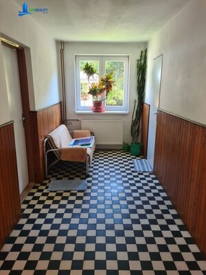 Zaujímavá väčšia nehnuteľnosť na bývanie, podnikanie, prípadne rekreáciu — foto 30