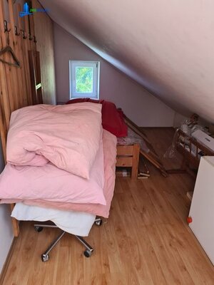 Zaujímavá väčšia nehnuteľnosť na bývanie, podnikanie, prípadne rekreáciu — foto 46