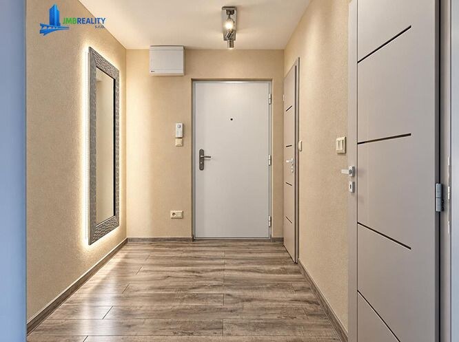 Kompletne novo zrekonštruovaný 2-izb. byt s balkónom. — foto 6
