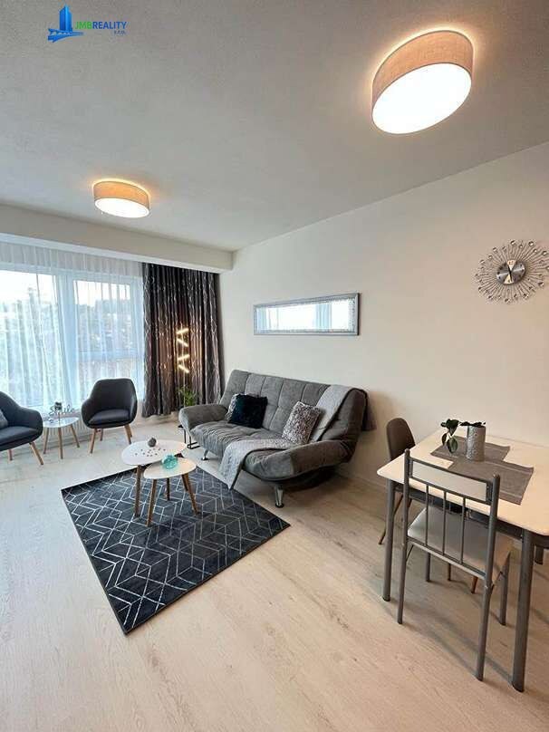 2i zariadený byt s garážovým státím v BB, Petelenova ulica — foto 6
