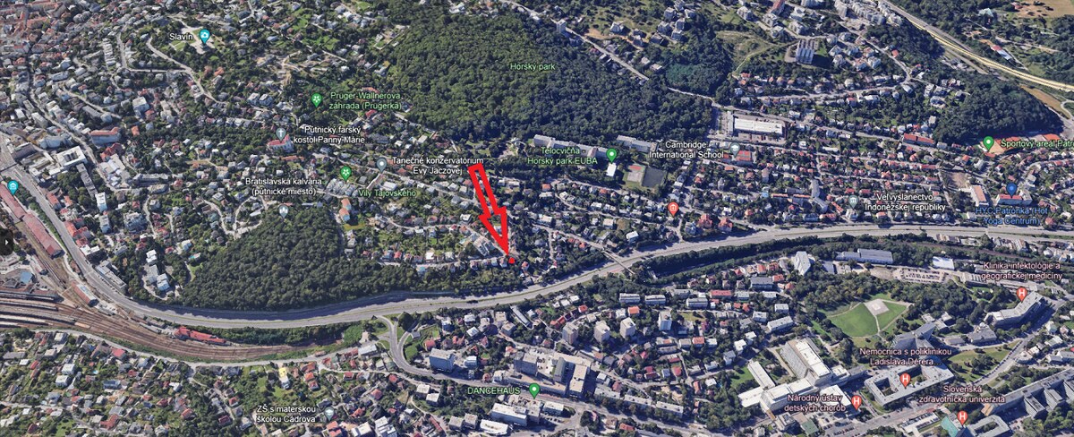Pozemok so stavebným povolením na RD  v BA - Starom Meste - Horský Park — foto 6