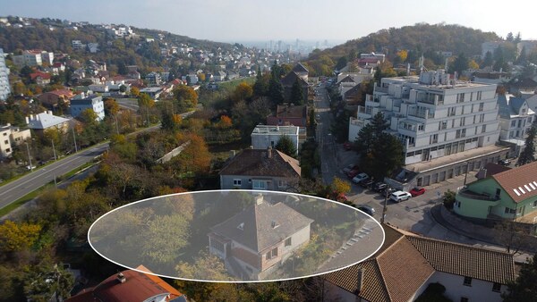 Pozemok so stavebným povolením na RD  v BA - Starom Meste - Horský Park